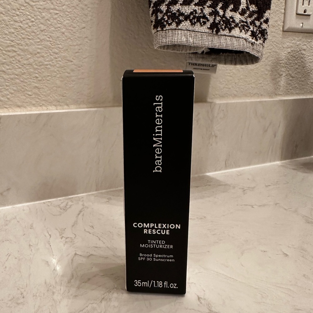 bareMinerals Complexion Rescue tinted moisturizer